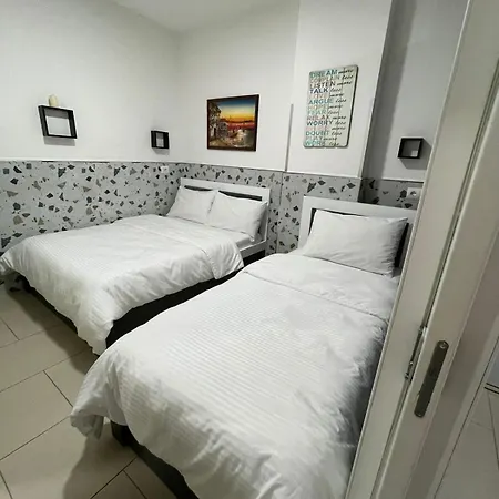 Nikolli Vitore Shëngjin